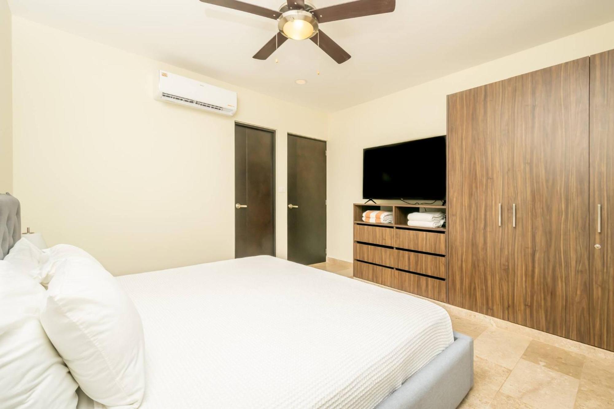 Oceanview Pool & Lounge Private Balcony Gym & Bbq Сasa de vacaciones Playa del Carmen